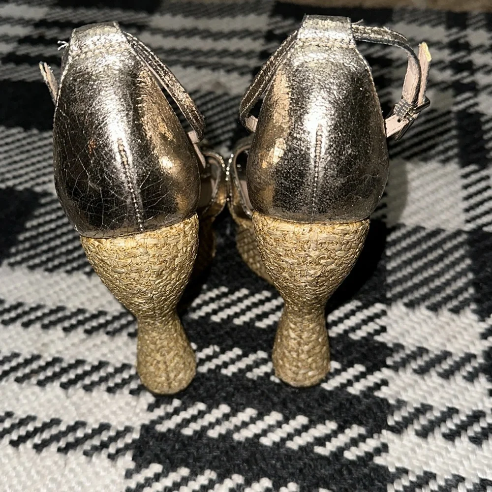 Schutz Metallic Cracked Gold High Curved Wedge 38 7 - Picture 3 of 6